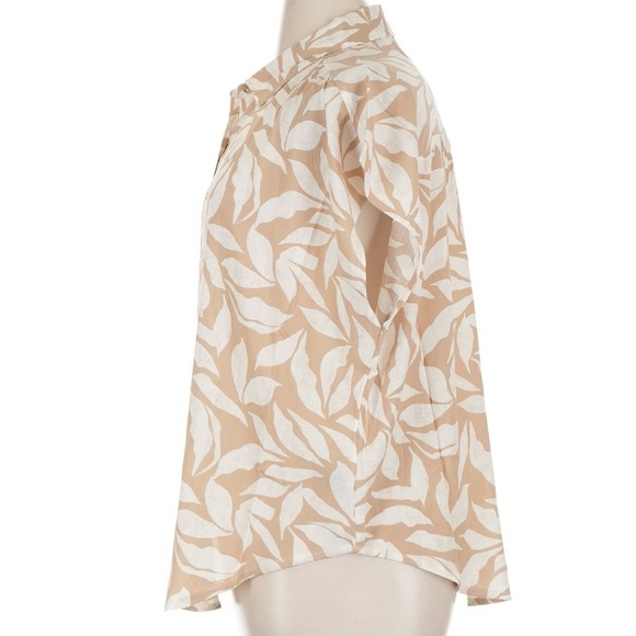 NWT Torrid Crinkle Gauze Dolman Top in tan and white leaf print Size 1X - Picture 5 of 7